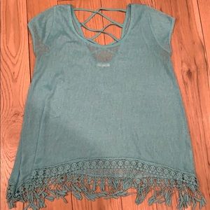 Boutique cap sleeve top